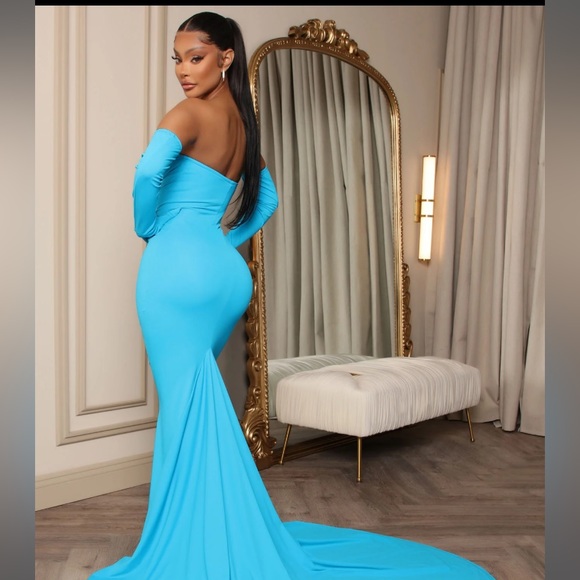 Fashion Nova Dresses & Skirts - VIP Status Glove Dress - Aqua